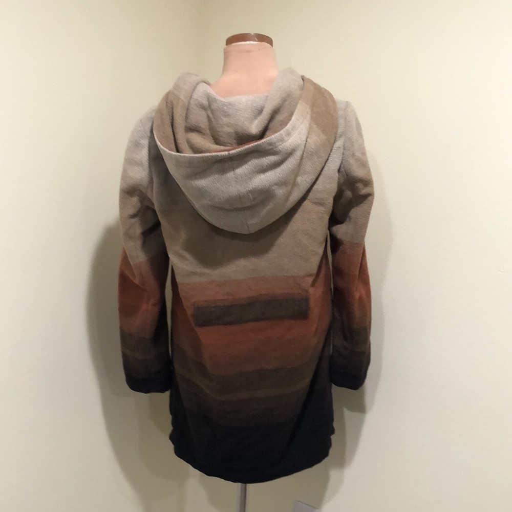 Modcloth Earthy Tones Hooded Cape - Picture 5 of 11